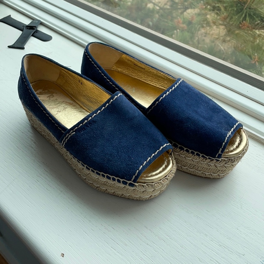 Wedge sandals